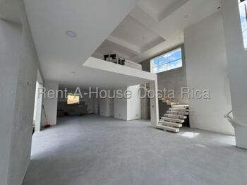CASA EN VENTA EN CONDOMINIO TIERRAS DEL CAFÈ HEREDIA en Ulloa, Heredia — 348 000 000 ₡ - Foto 5 de 9