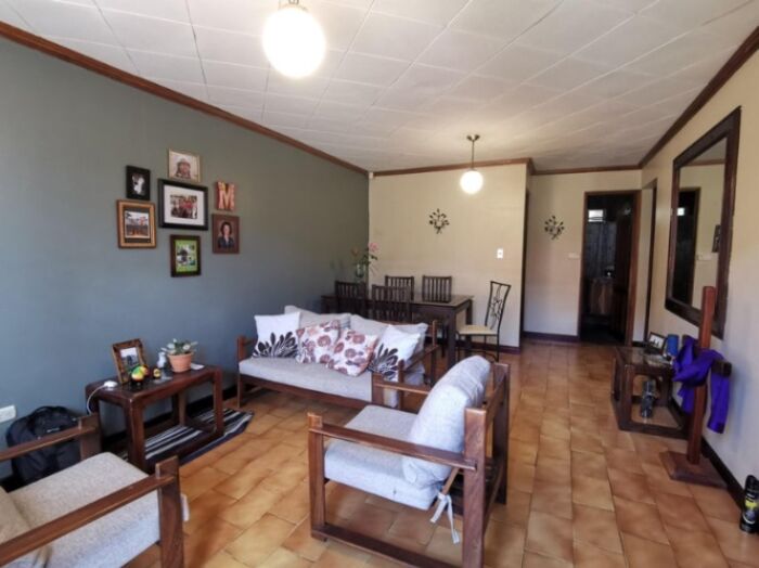 Venta de Casa en Goicoechea, San José.  en Mata de Plátano, Goicoechea, San José — ₡ 70 000 000