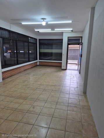 LOCAL COMERCIAL EN HEREDIA CENTRO – ¡HAZ CRECER TU NEGOCIO! in Heredia — ₡ 500 000 - Photo 2 of 7