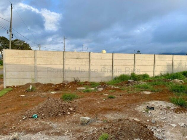 Venta de Lote en Paraíso de Cartago. RAH 26-1604 en Llanos de Santa Lucía, Paraíso, Cartago — ₡ 26 000 000