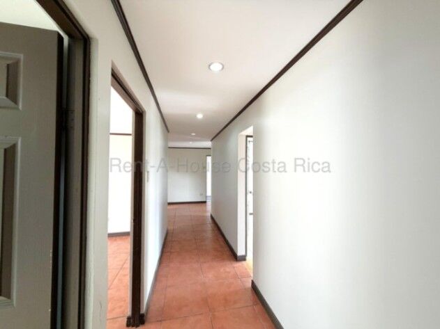 Alquiler de Edificio en Catedral-San José. RAH 26-1836 en Catedral, San José — $3,600