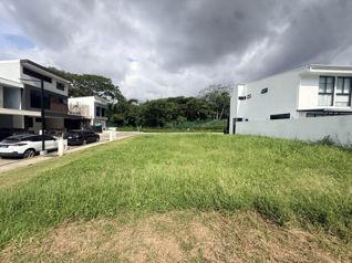 Lote de 144 m² en venta en Condominio en Santa Ana
