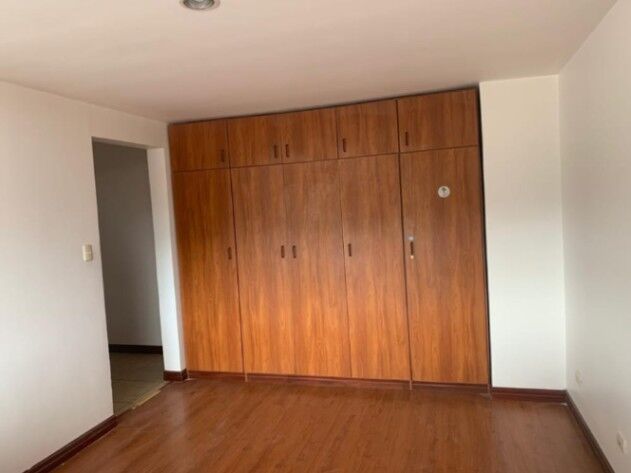 Apartamento en venta en Ruta 202, Sabanilla – Montes de Oca, San José in Sabanilla, Montes De Oca, San José — $170,000