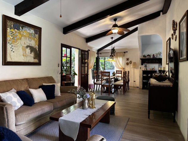 Casa de Luz en Pozos, Santa Ana en Pozos, Santa Ana, San José — $395,000 - Foto 3 de 26