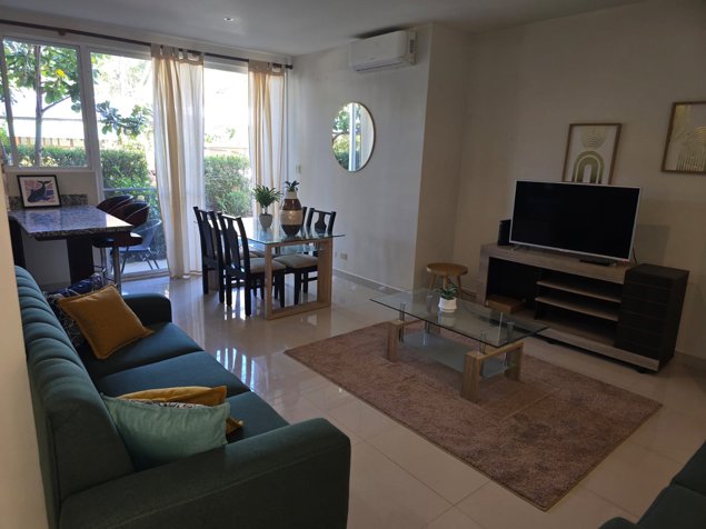 2-Bedroom Ground-Floor Condo for Sale in Tamarindo, Guanacaste en Tamarindo, Santa Cruz, Guanacaste — $254,000 - Foto 3 de 18