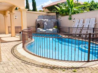 Casa en renta con piscina privada en Cariari, Belén | US$2.900 in La Asunción, Belén, Heredia — $2,900 - Photo 2 of 15