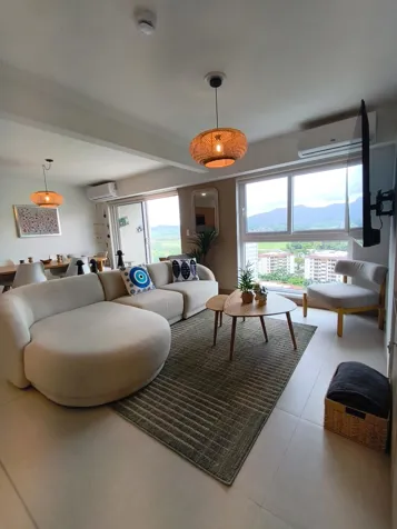 Condominio de Lujo Nuevo en el Piso 16, a Solo una Cuadra de la Playa de Jacó | Totalmente Amueblado en Jacó, Garabito, Puntarenas — $295,000 - Foto 2 de 14