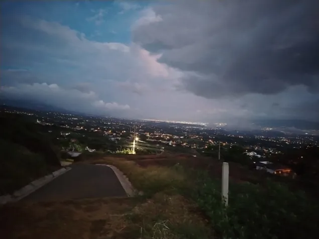 Lote con increíbles vistas a 10 minutos de Grecia en Grecia, Alajuela — $144,000 - Foto 2 de 27
