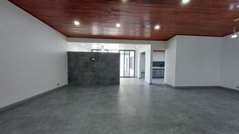 Se vende moderna casa con patio en Freses de Curridabat 25-1475 in Granadilla, Curridabat, San José — $295,000 - Photo 5 of 21