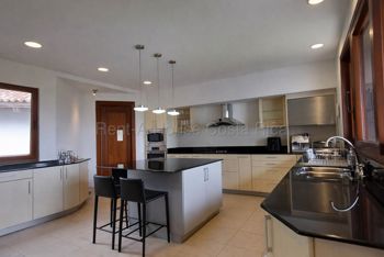 Venta de residencia de lujo con vistas al golf y lago en Granadilla #26-1500 GS - Foto 2 de 3