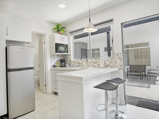 ALQUILER DE APARTAMENTO, AMOBLADO, SAN JOSE,SAN PEDRO,  LOS YOSES SUR en San Pedro, Montes De Oca, San José — $800 - Foto 2 de 11