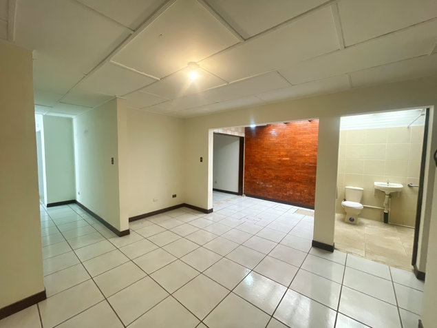 Amplia para vivienda u oficina, en Rohrmoser! P142 in Pavas, San José — $2,000