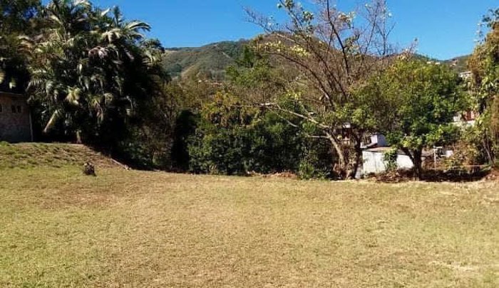VENDO Terreno en San Antonio de Escazú (Con Permiso de Uso Comercial) in San Antonio, Escazú, San José — $420,000