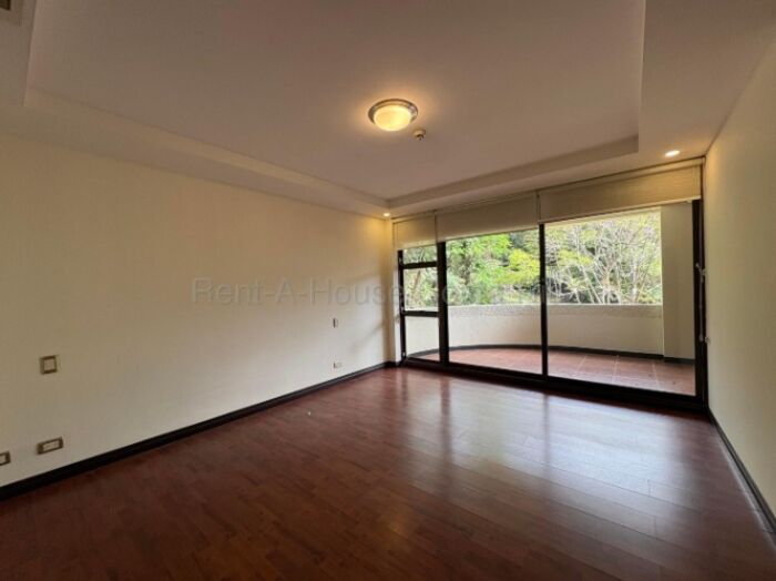 Apartamento de lujo en alquiler en zona céntrica #26-1637 GS in San Rafael, Escazú, San José — $3,000