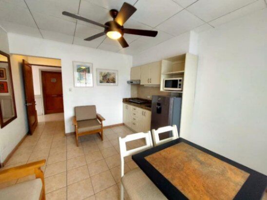Se alquila apartamento amoblado en La Sabana 26-509 en Mata Redonda, San José — $900