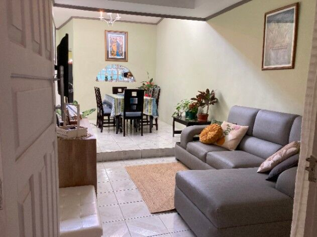 Vendo hermosa casa muy iluminada en excelente ubicación en San Juan, La Unión, Cartago — ₡ 60 000 000