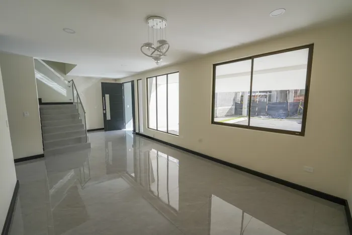 Casa para estrenar de 3 + Sala de TV Habitaciones en Tres Ríos in Tres Ríos, La Unión, Cartago — ₡ 164 000 000 - Photo 2 of 25