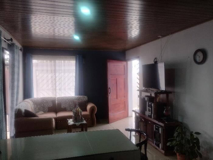 Vendo Recibo vuelto  en Paraíso, Cartago — ₡ 65 000 000