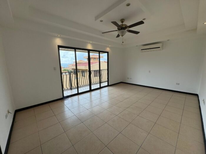 CASA EN VENTA, BELEN HEREDIA, US$250.000 Cod#25-1028 en San Antonio, Belén, Heredia — $250,000