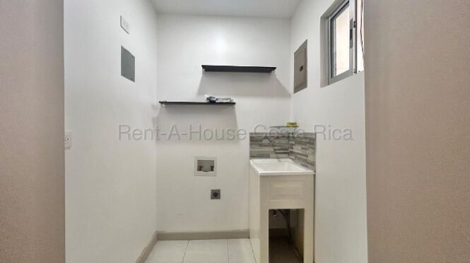Se vende casa en San Antonio Alajuela 26-1924 en San Antonio, Alajuela — ₡ 69 000 000