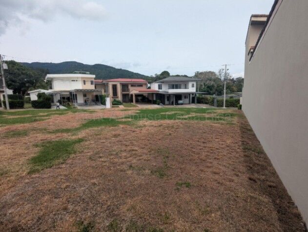 Venta | Lote residencial de 285 m² en condominio en Río Oro de Santa Ana #27-92 GS in Uruca, Santa Ana, San José — $125,000
