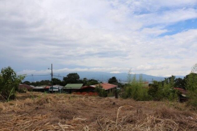 Se vende lote plano de 998m2 en San Jose de la Montaña 23-1015 en San José de La Montaña, Barva, Heredia — $140,000