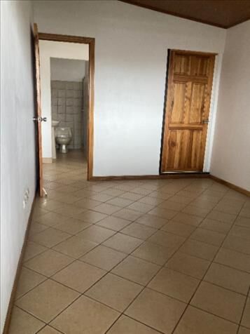Hermosa casa en José María Zeledon en curridabat  in Curridabat, San José — ₡ 450 000