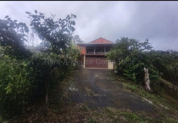 Casa en venta en Palomo con 2.000 m² de terreno y vistas panorámicas #26-2202 GS en Orosi, Paraíso, Cartago — $326,962