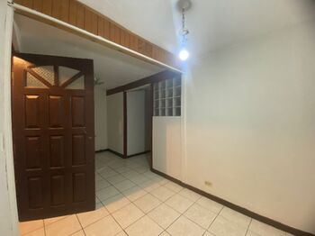 Apartamento Uruca en condominio  en Uruca, San José — 245 000 ₡ - Foto 5 de 6