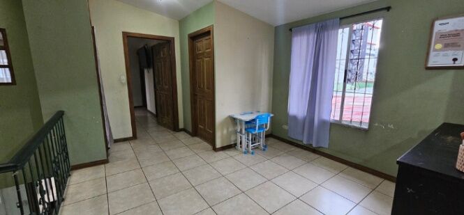 Hermosa casa en perfecto estado en San Rafael Abajo, Desamparados, San José — $160,000
