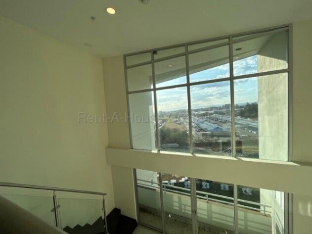 Venta de PENTHOUSE en Ulloa-Heredia. RAH 26-1805 PRECIO REBAJADO en Ulloa, Heredia — $155,808