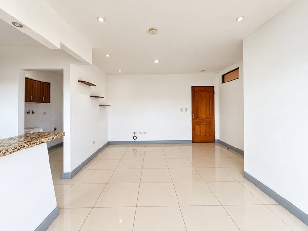 APARTAMENTO EN ALQUILER EN CONDOMINIO LA FLORESTA, TRES RÍOS en Tres Ríos, La Unión, Cartago — ₡ 625 000 - Foto 3 de 19