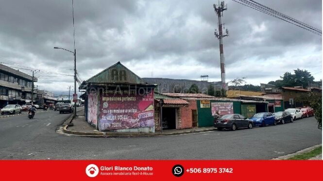 Terreno comercial esquinero en venta – Zapote, San José in Zapote, San José — $783,000