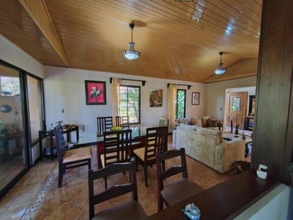 Casa en Venta en Turrúcares, Alajuela. RAH 24-1136 in Turrúcares, Alajuela — $230,000