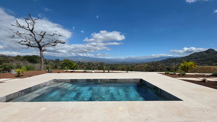 Property With Guest Studio, Pool And Panoramic Views – Atenas in San José, Atenas, Alajuela — $495,000 - Photo 3 of 19