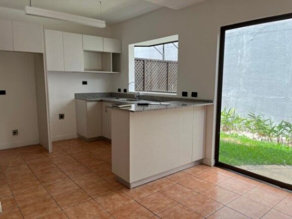 MLS-25-2026 VENTA CASA SANTA ANA SAN JOSE in Santa Ana, San José — $150,000