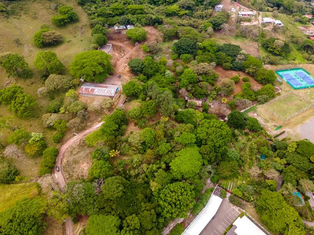 En Venta Terreno de 1.5 ha de Media Densidad en Santa Ana in Piedades, Santa Ana, San José — $2,300,000