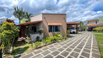 House for Sale in San Ramón, Alajuela - Foto 2 de 3