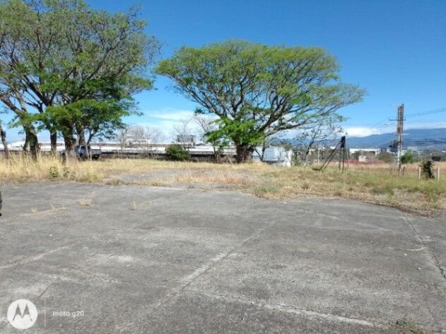Se vende lote en Santa Ana San José 26-387 en Santa Ana, San José — $4,878,000