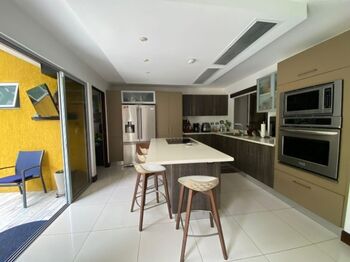 Amplia casa en condominio con espacios ideales para disfrutar en familia en Santa Ana #24-652 GS en Santa Ana, San José — $325,000 - Foto 4 de 12