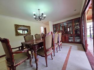 Venta de residencia de lujo con jacuzzi y sauna en Curridabat #27-97 GS in Granadilla, Curridabat, San José — $700,000 - Photo 4 of 13