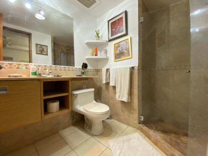 Venta de Apartamento amueblado con Avalon Santa Ana in Santa Ana, San José — $185,000