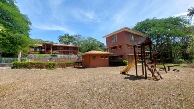 Venta de Hotel en Atenas-Alajuela. RAH 25-1823 en Atenas, Alajuela — $2,000,000