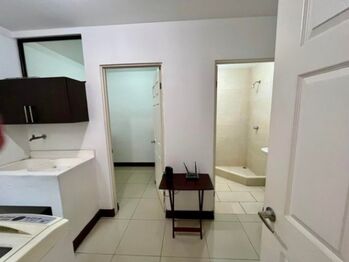Alquiler de Apartamento Amueblado en Sánchez de Curridabat. en Sánchez, Curridabat, San José — $2,000 - Foto 5 de 19