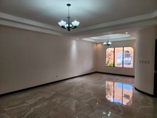 La casa soñada para tu familia in San Rafael, La Unión, Cartago — 95 000 000 ₡ - Photo 3 of 9