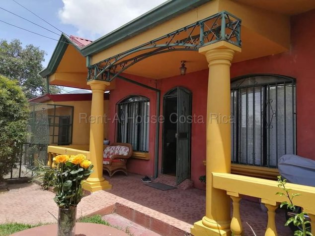 Venta de Casa + APTO en Desamparados-San Rafael Arriba. RAH 26-2030 en Desamparados, San José — ₡ 120 000 000