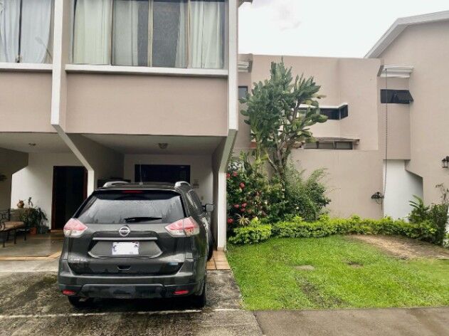 ¡Tu nuevo hogar te espera ! in Uruca, Santa Ana, San José — $185,000