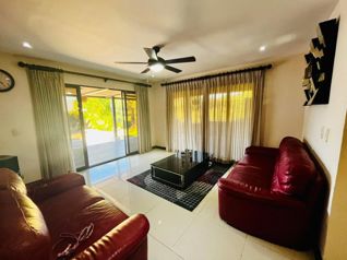 Casa en Curubandé 5 hab 6 baños 8 garajes en Curubandé, Liberia, Guanacaste — $525,000 - Foto 5 de 36