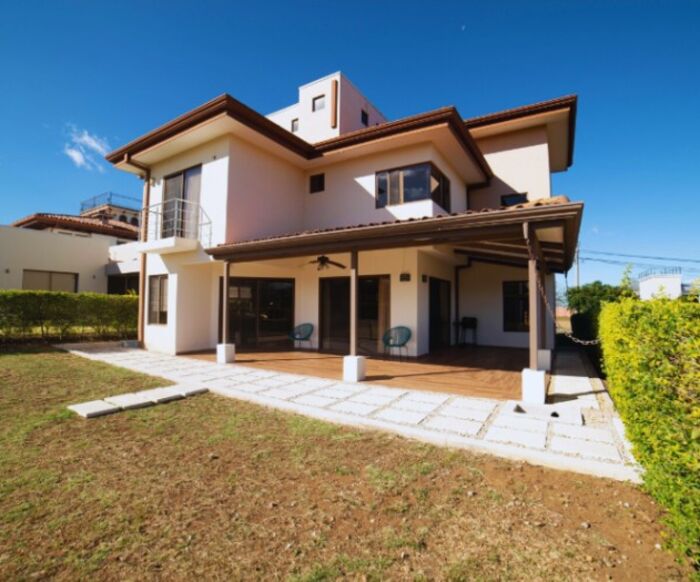 Posadas del Río- La Guácima-Alajuela-Costa Rica. en Guácima, Alajuela — $3,672