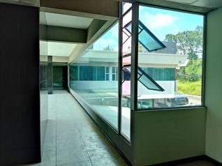 Se Alquila, local comercial, Heredia Belén , Plaza Cariari en San Antonio, Belén, Heredia — $3,374 - Foto 5 de 9
